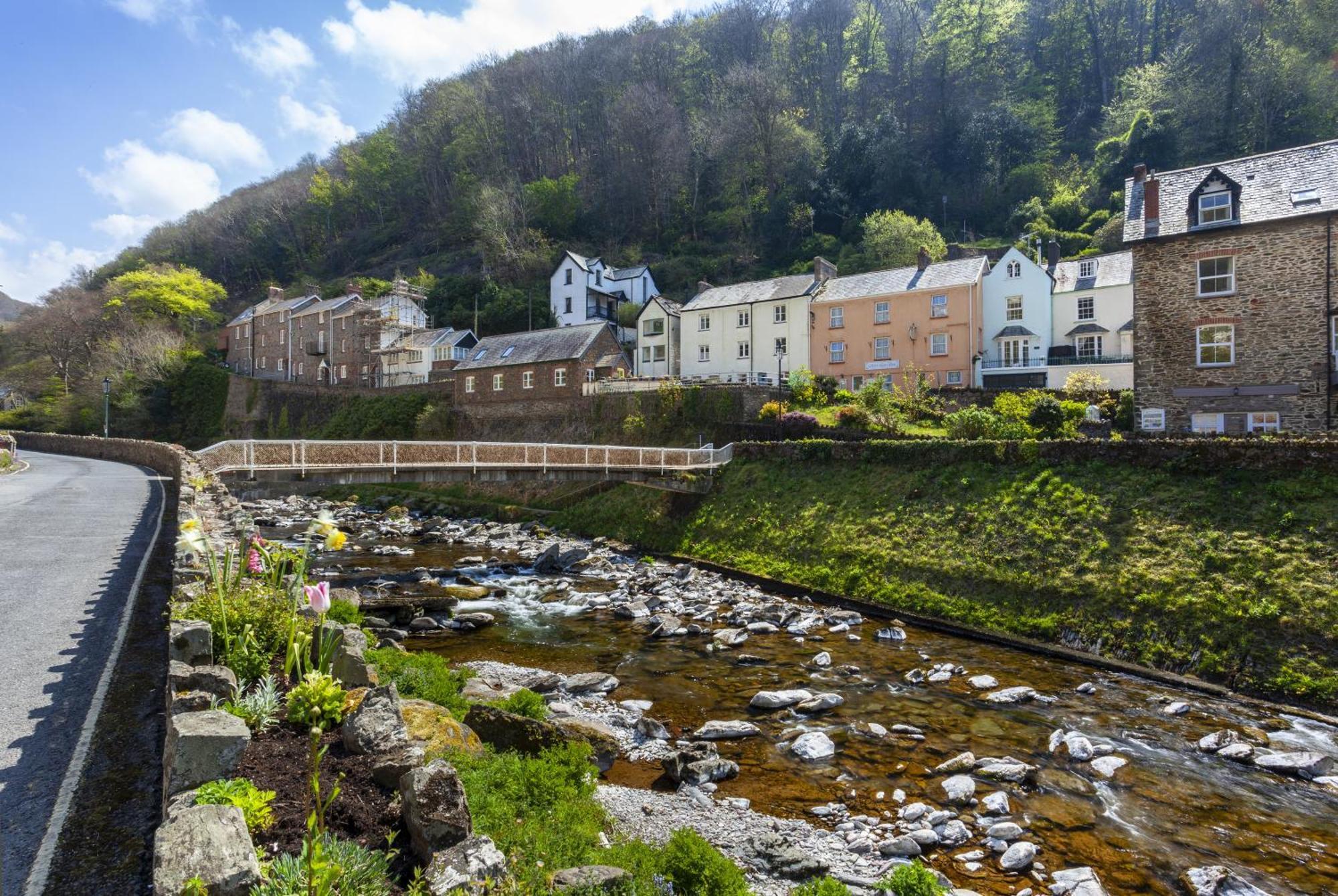 Lorna Doone Cottage, Lynmouth Exterior photo